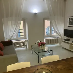 https://cute-and-cozy-centro-citta.italymilanhotels.net